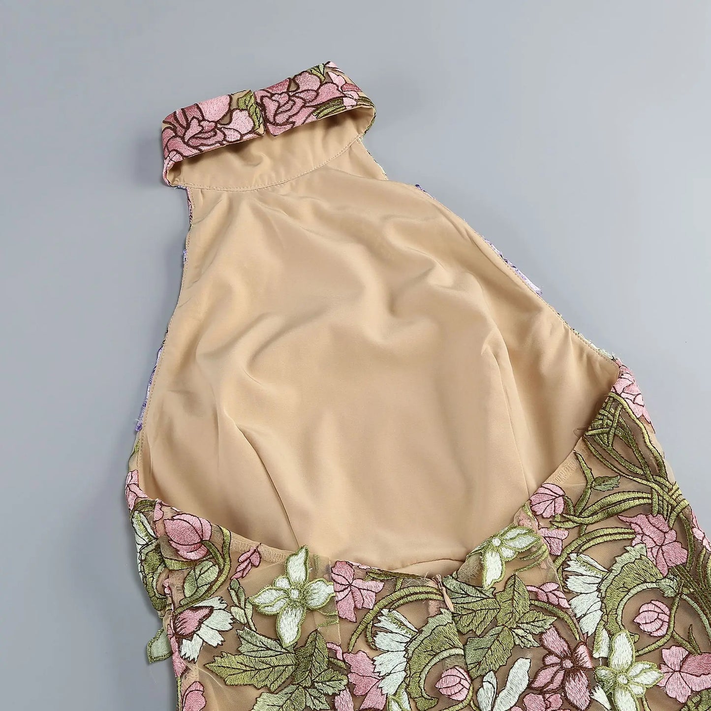 Embroidery flowery dress