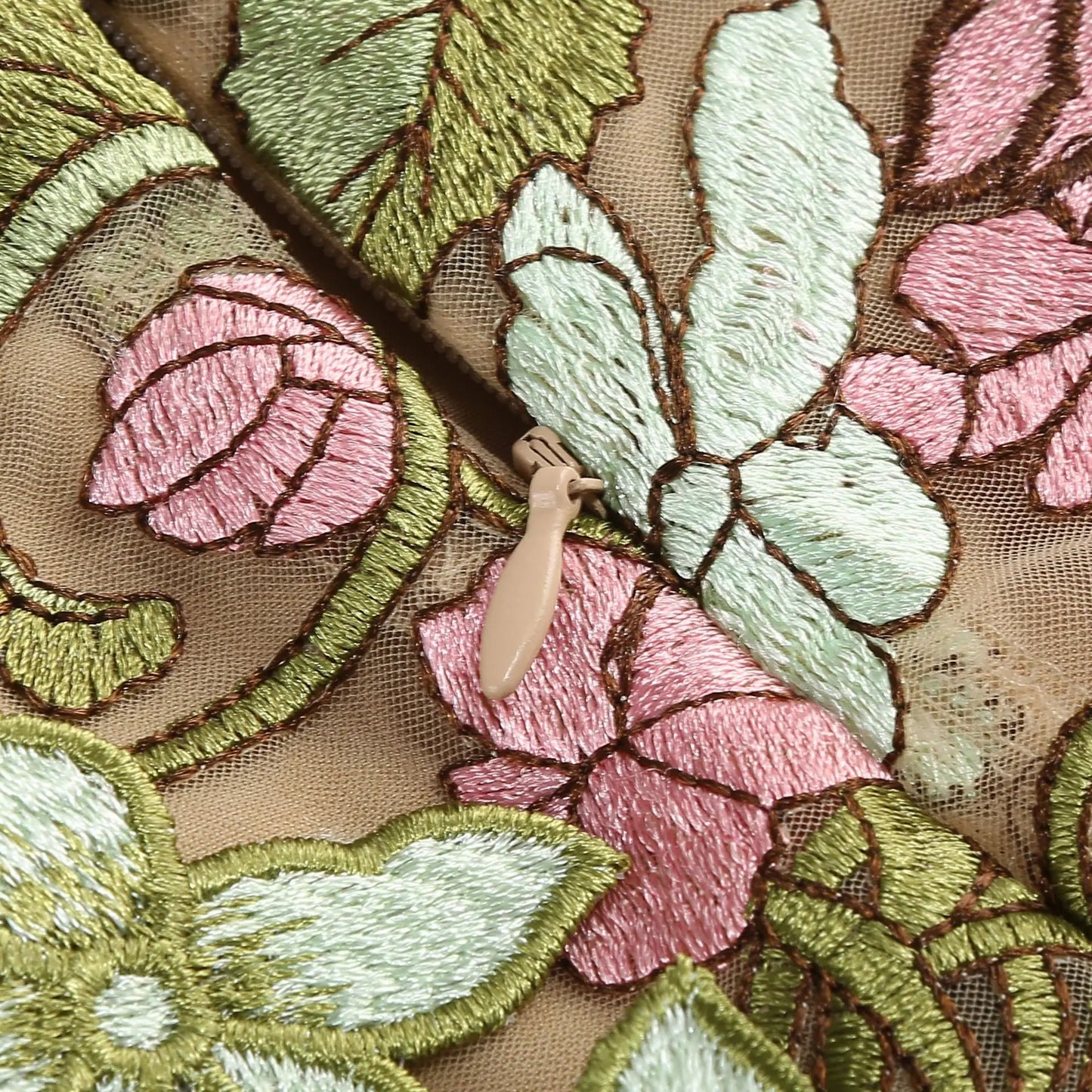 Embroidery flowery dress