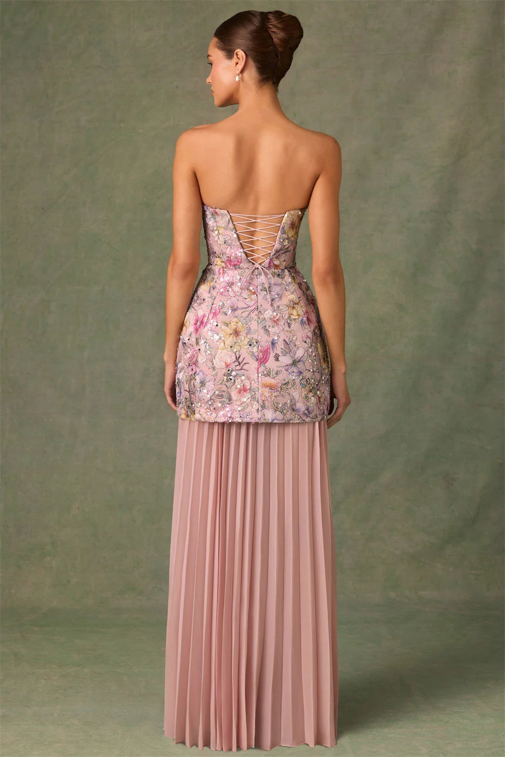 Pink Neck Embroidery Dress