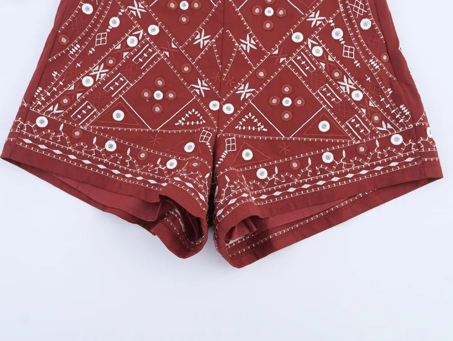 Embroidered vest and shorts set