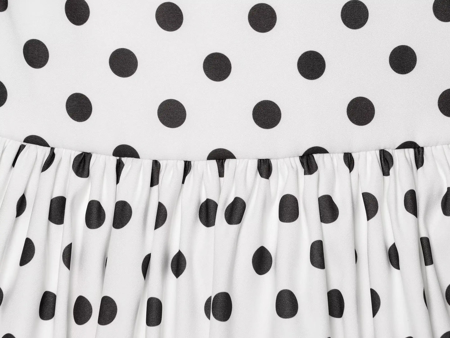 Retro chic polka dot mini dress