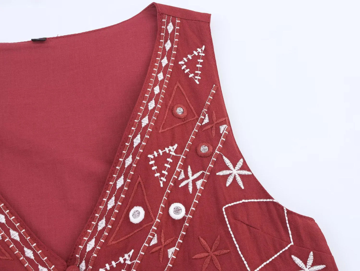 Embroidered vest and shorts set